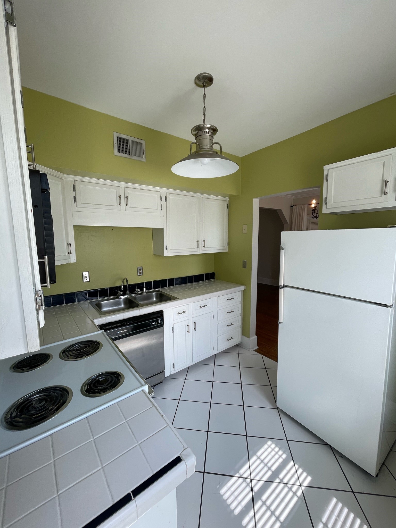 Kitchen 2